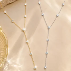 قلادة نسائية Y